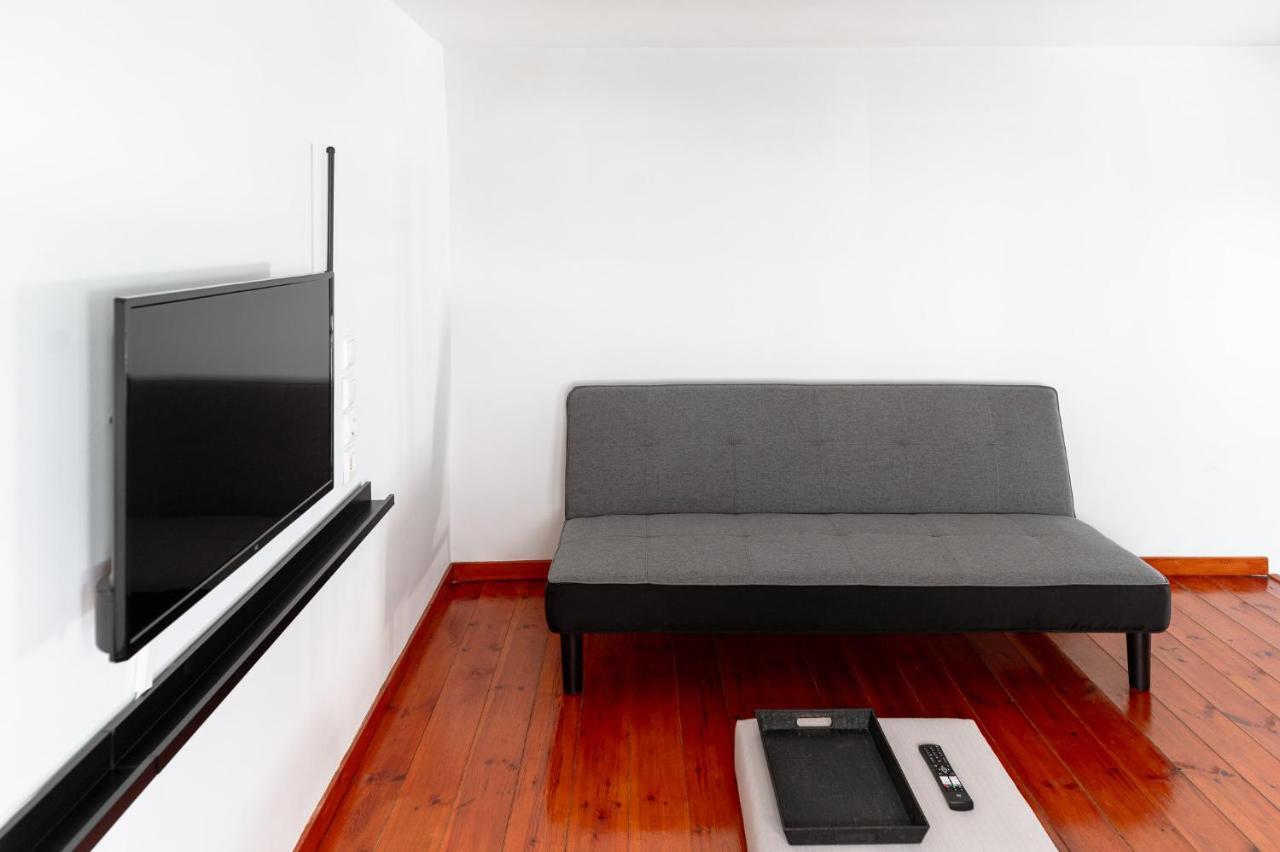 Apartment A&d No3 *